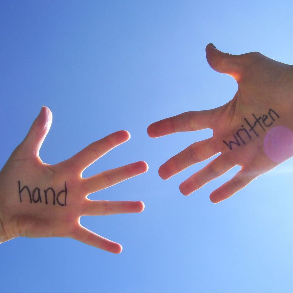 Handwritten by Ariza — cover